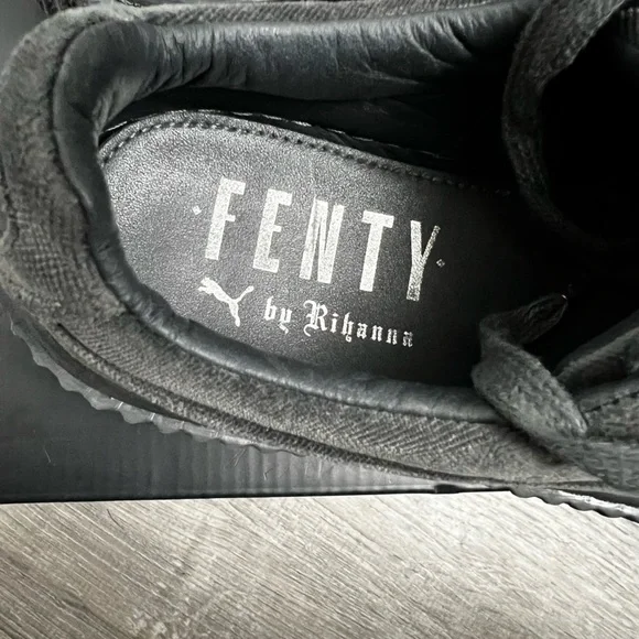 RIHANNA FENTY x PUMA VELVET CREEPER - Picture 2 of 9
